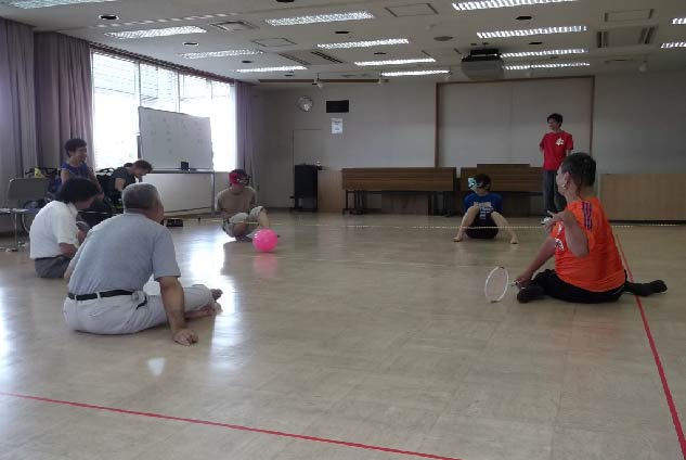 障害当事者VS介助者