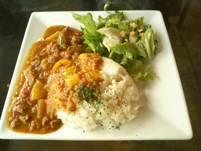 3種パプリカのカレー