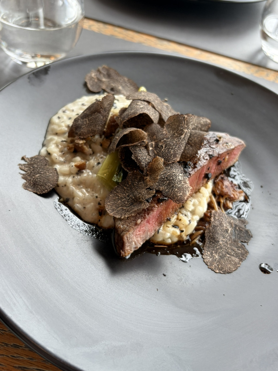 トリュフがけステーキ